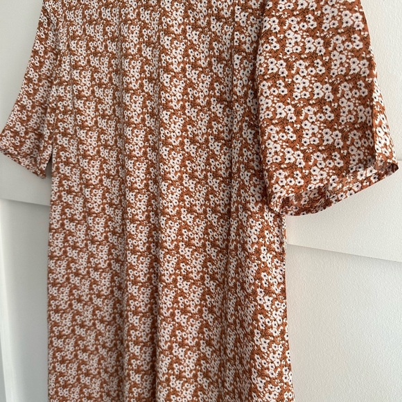 ASOS Glamorous Floral Orange and White Mini Dress - Picture 2 of 4